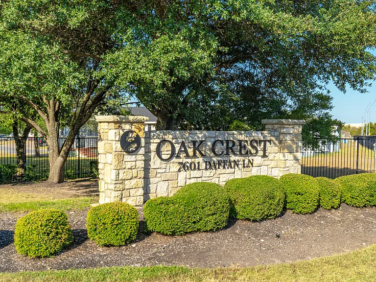 7601 Daffan Ln — Photo 6