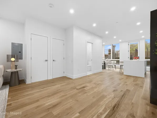 34 Avenue A image 20 of 29