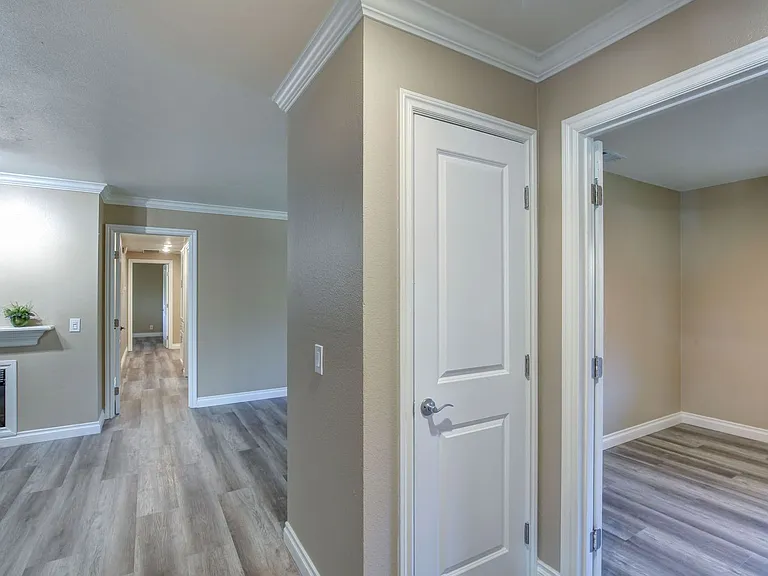 6830 Rosemead Blvd — Photo 20