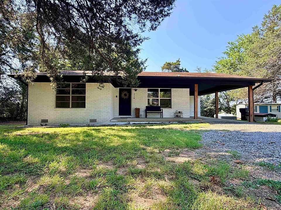 1st image of 318 Blair Rd