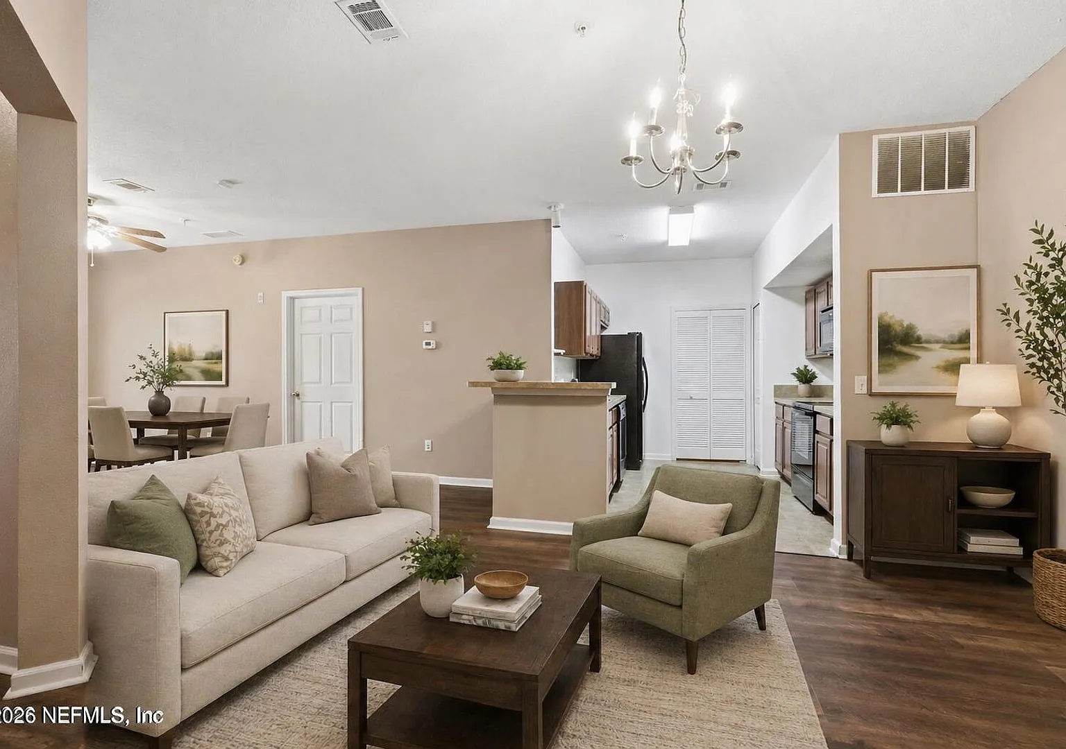 Ground Floor 2 bedroom 2 bathroom Condo in Gated Community with Amenities — Photo 3