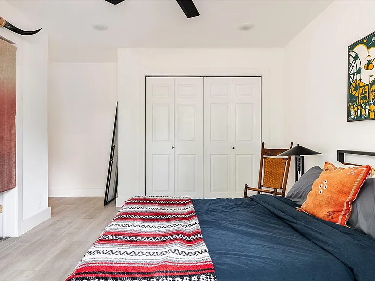 904 Acorn Oaks Dr — Photo 17