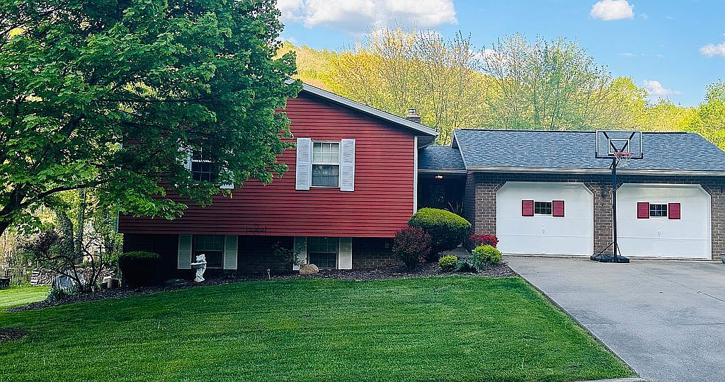 137 Kennedy Dr, Gnadenhutten, OH 44629 Zillow