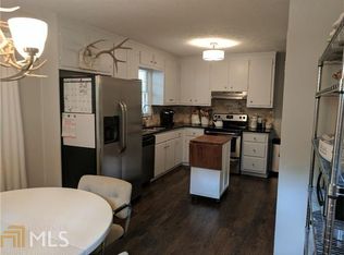 3360 Hollyridge Trl SW, Marietta, GA 30008