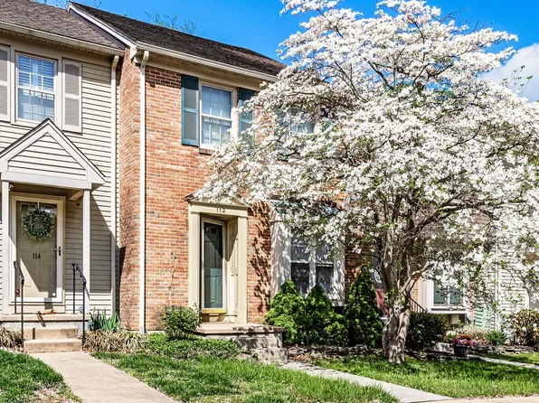 112 Wooden Carriage Dr, Hockessin, DE 19707