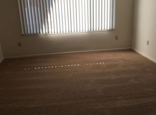 1205 Chicago St APT 3, Valparaiso, IN 46383