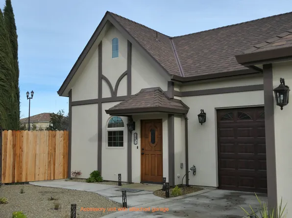 2001 1/2 Hampton Pl, Woodland, CA 95776