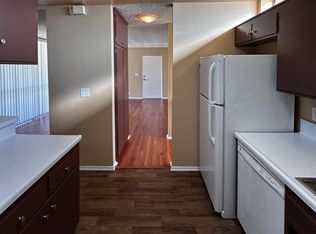 1202 S Mayflower Ave APT D, Monrovia, CA 91016