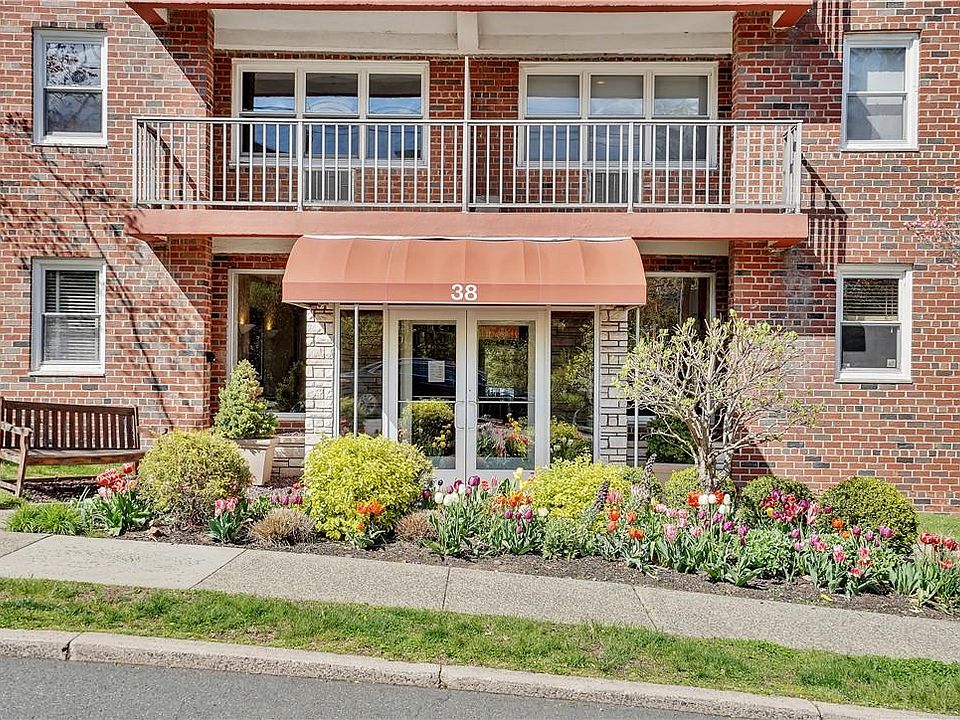 1st image of 38 4th Avenue #1H