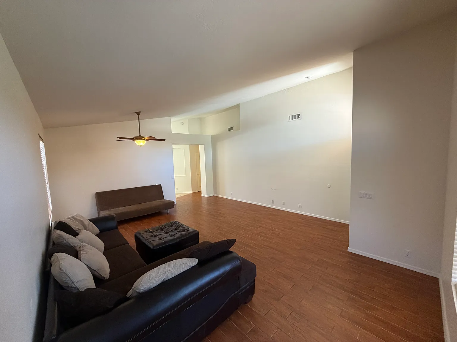 3 bed, 1801 sqft, $2,795 — Photo 4