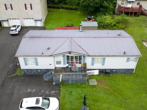 2497 Slate Creek Rd, Grundy, VA 24614