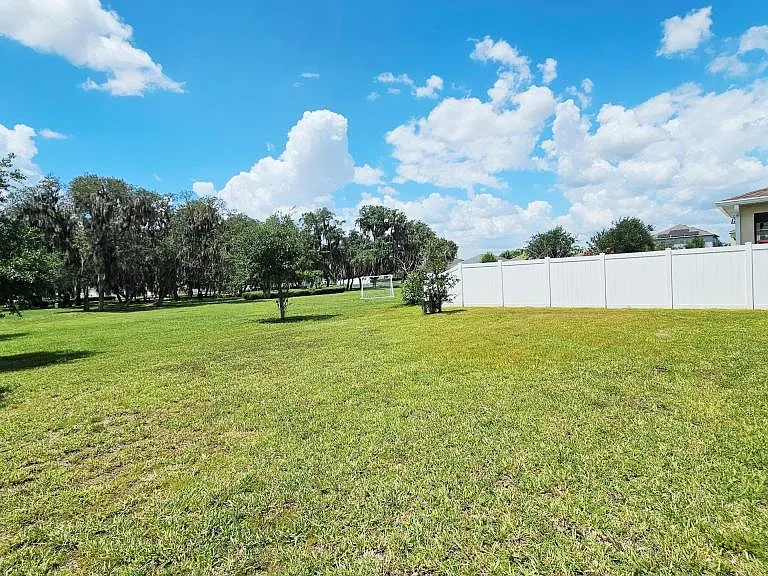11048 Sweetgum Woods Dr — Photo 29