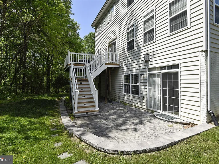 6087 Piney Woods Ct — Photo 24