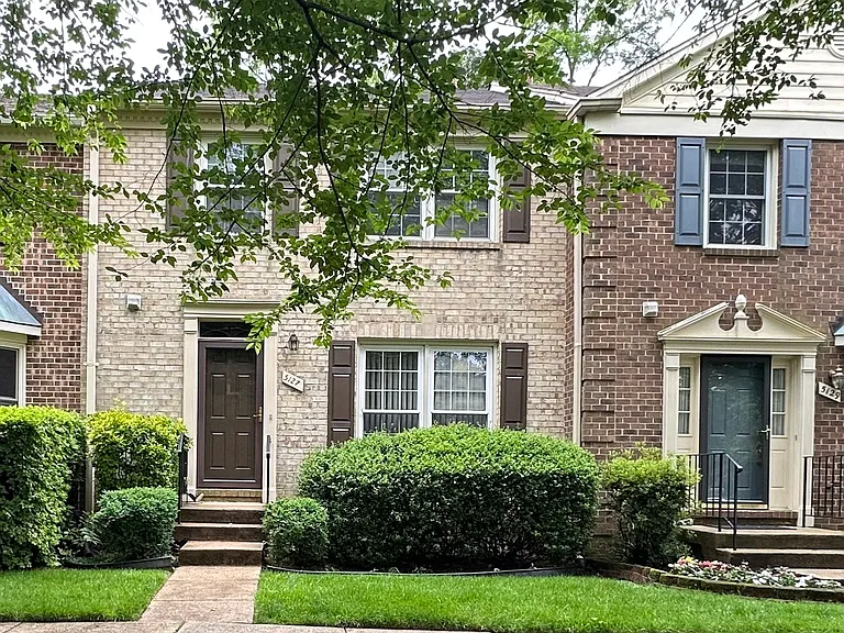 5127 Kenside Ct — Photo 1