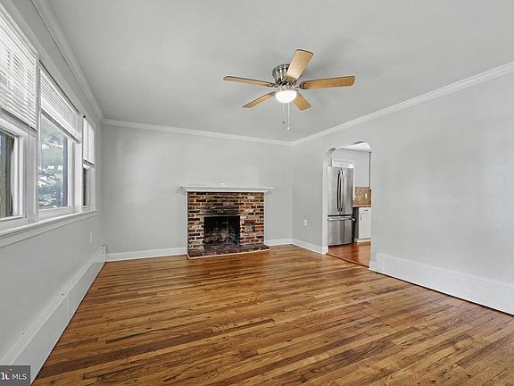 5th image of 361 Spring Garden St