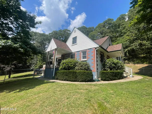 773 White Fox Rd, Altoona, PA 16601