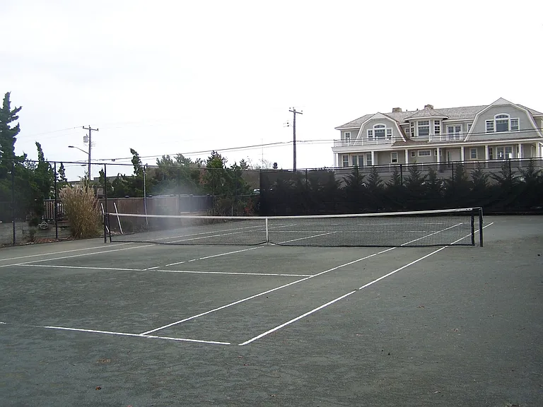 50 Dune Rd — Photo 3