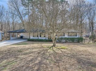 571 Carlouetta Rd SW, Mableton, GA 30126