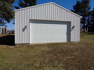 4370 N Adams Rd, Jonesville, MI 49250