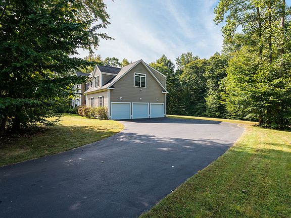 23 Heft Brook Lane