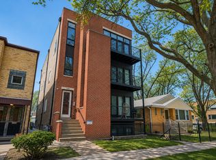 6454 N Sacramento Ave #1, Chicago, IL 60645