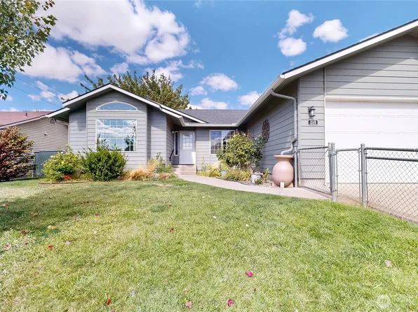 809 SE Tamarack Street, College Place, WA 99324