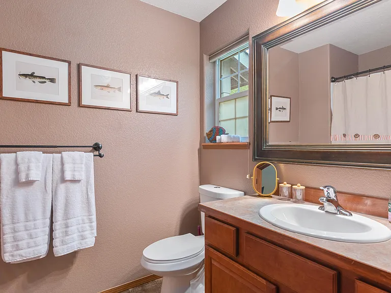 2538 W Mission Hills Ave — Photo 11