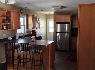 68 Edwards St, Dundee, IL 60118