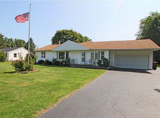 950 Elmgrove Rd, Rochester, NY 14624