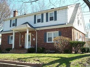 75 Searingtown Rd UNIT 1, Albertson, NY 11507