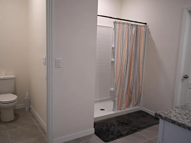 1341 Middle Lake Dr — Photo 16