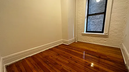 Rented by HOLTON REAL ESTATE INC.