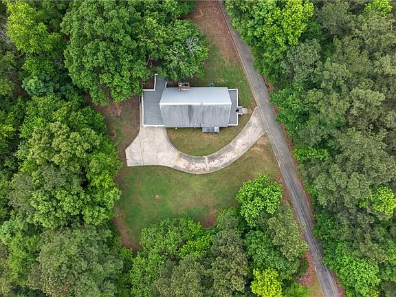 2nd image of 1609 Turkey Mountain Rd NE