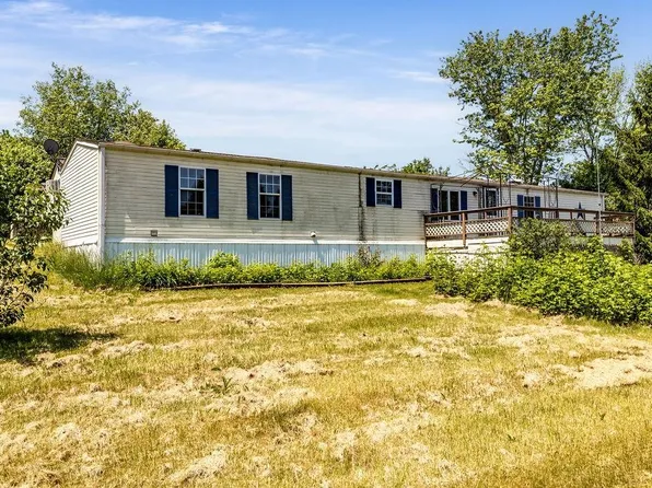 53 Cloverdale Ln, Stuarts Draft, VA 24477