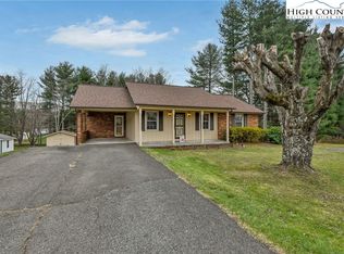 526 Beaver Dr, West Jefferson, NC 28694