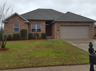 6404 Cord Ave, Springdale, AR 72762