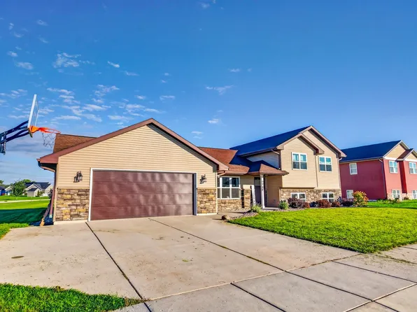 698 Prairie Vw, Evansville, WI 53536