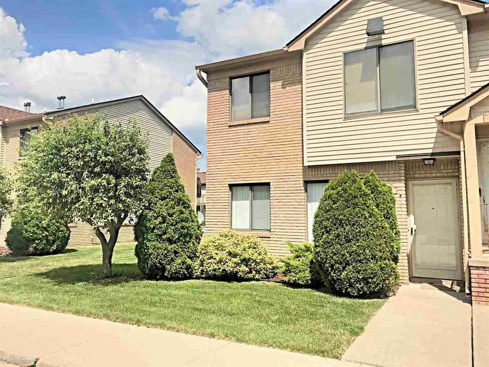 1st image of 24120 Avon Ln
