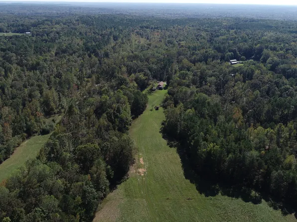 430 Cora Ln, Bolivar, TN 38008