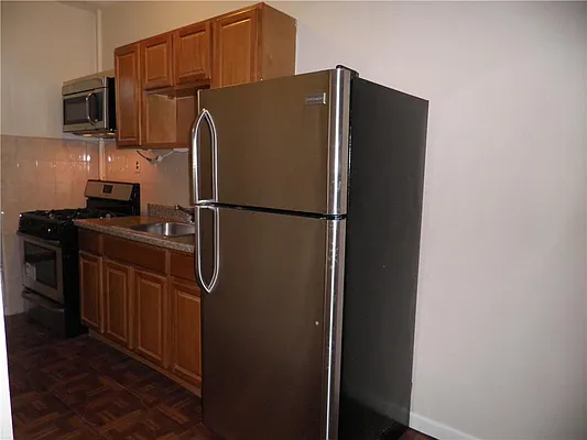 Rented by R New York | media 4