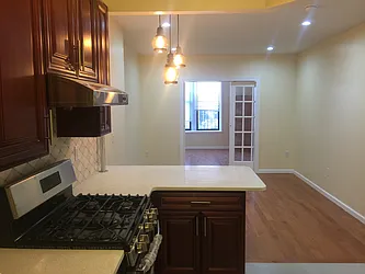 146 Forsyth Street #1C image 1 of 14