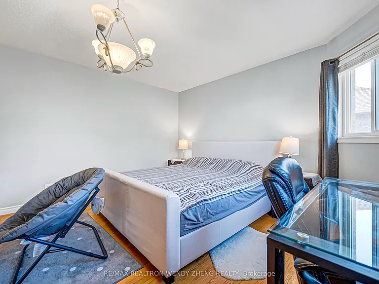 1507 Clearbrook Dr — Photo 23