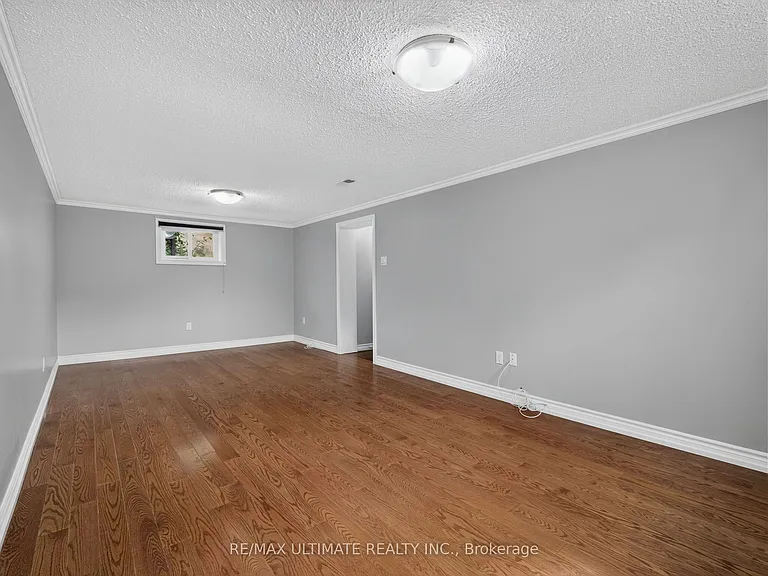 20 Wye Valley Rd #BASEMENT — Photo 23