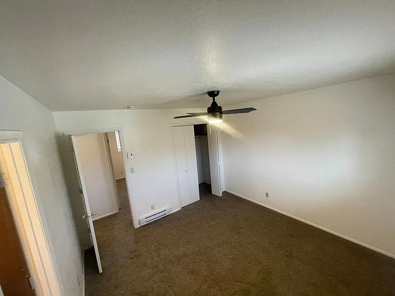 154 S Los Pinos Dr — Photo 33