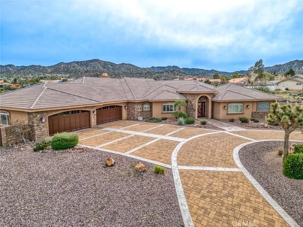 58839 Santa Barbara Dr, Yucca Valley, CA 92284
