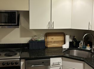 230 Commonwealth Ave APT 1, Boston, MA 02116