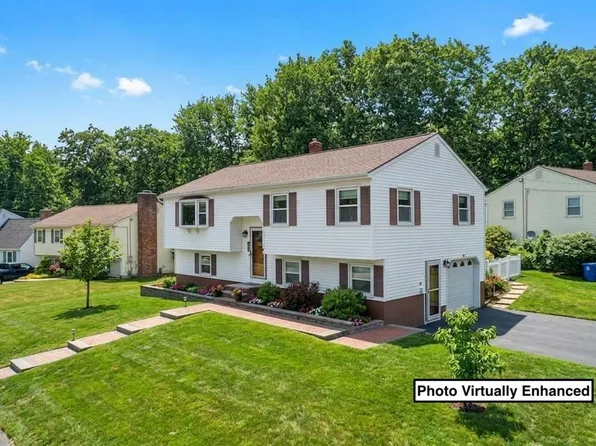 366 Blevens Drive, Manchester, NH 03104