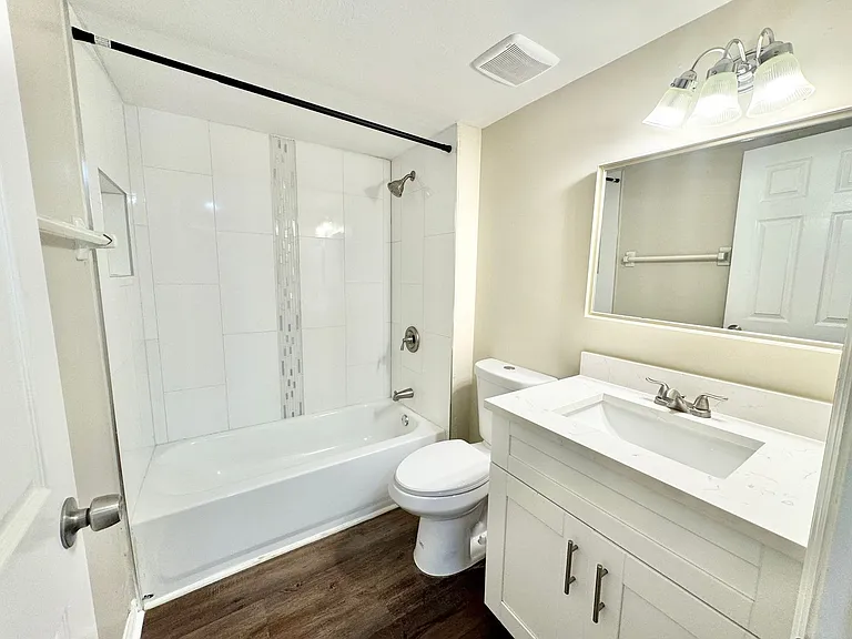 P (Lake Pointe Condo Rentals) — Photo 10