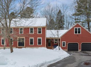 11 Hampton Cir, Scarborough, ME 04074