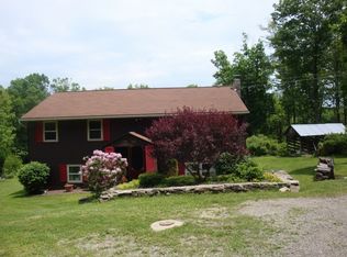 521 Gardner Rd, Apalachin, NY 13732